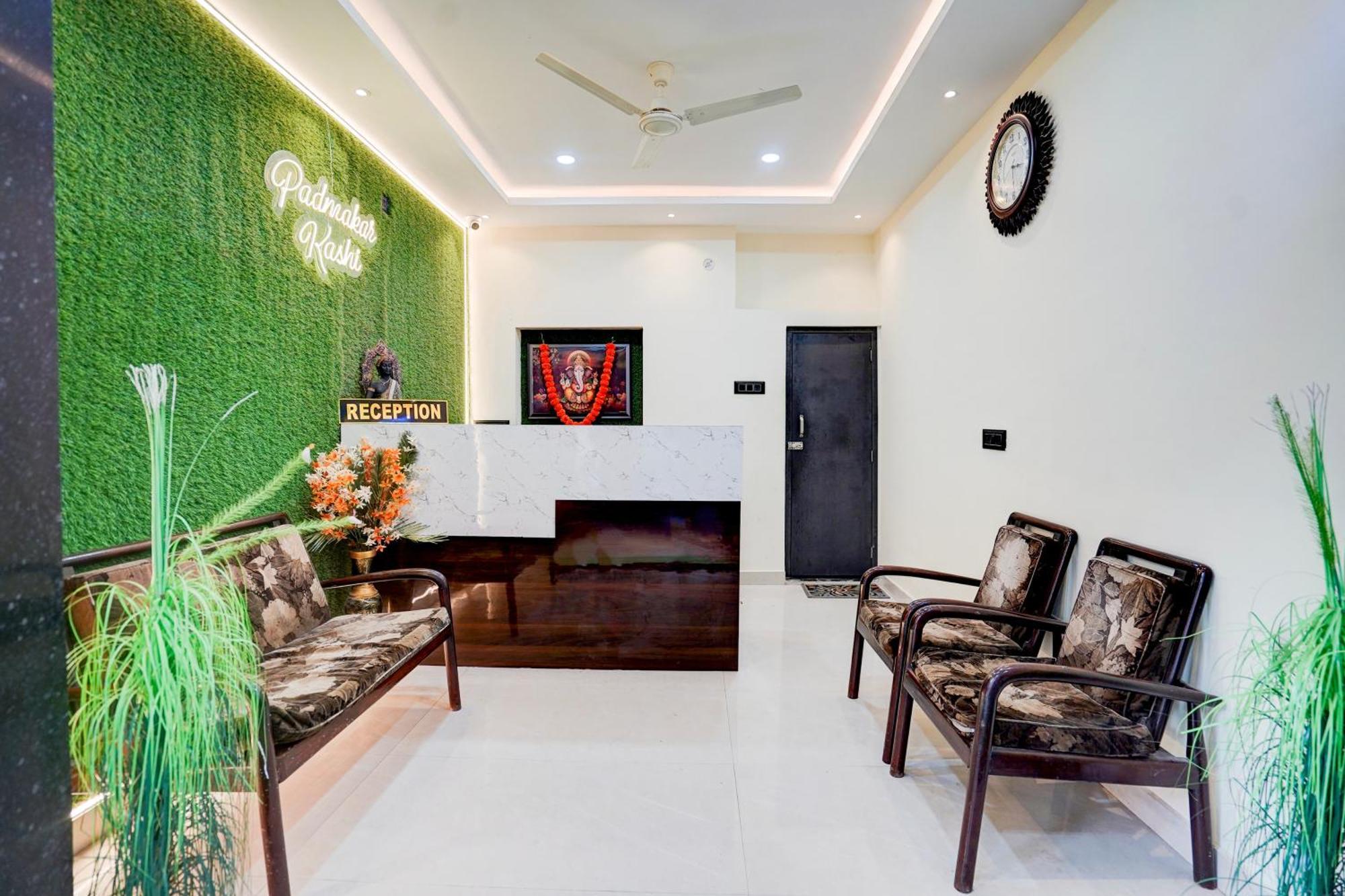 Hotel Vibe Blu- Varanasi Luaran gambar