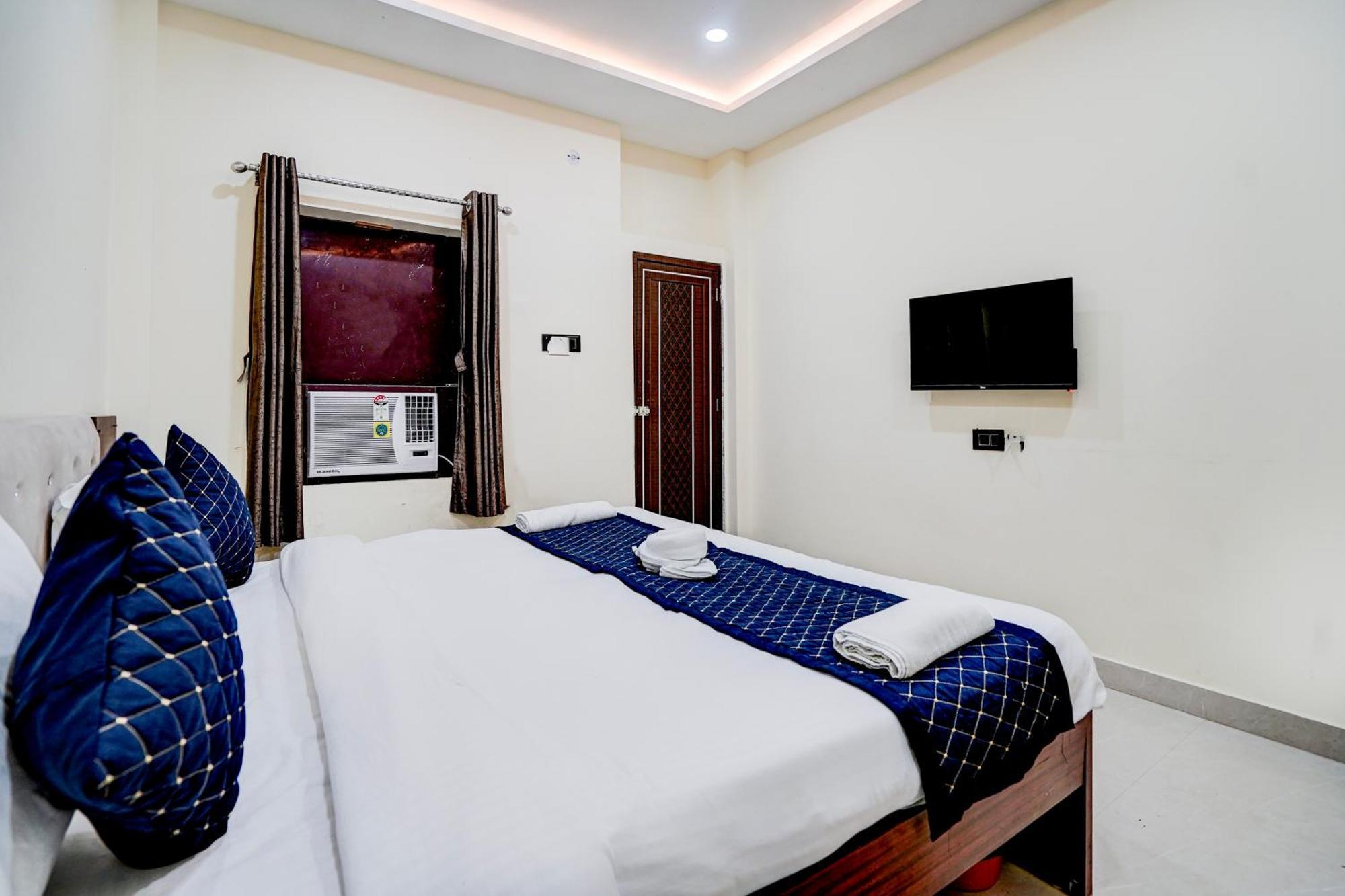 Hotel Vibe Blu- Varanasi Luaran gambar