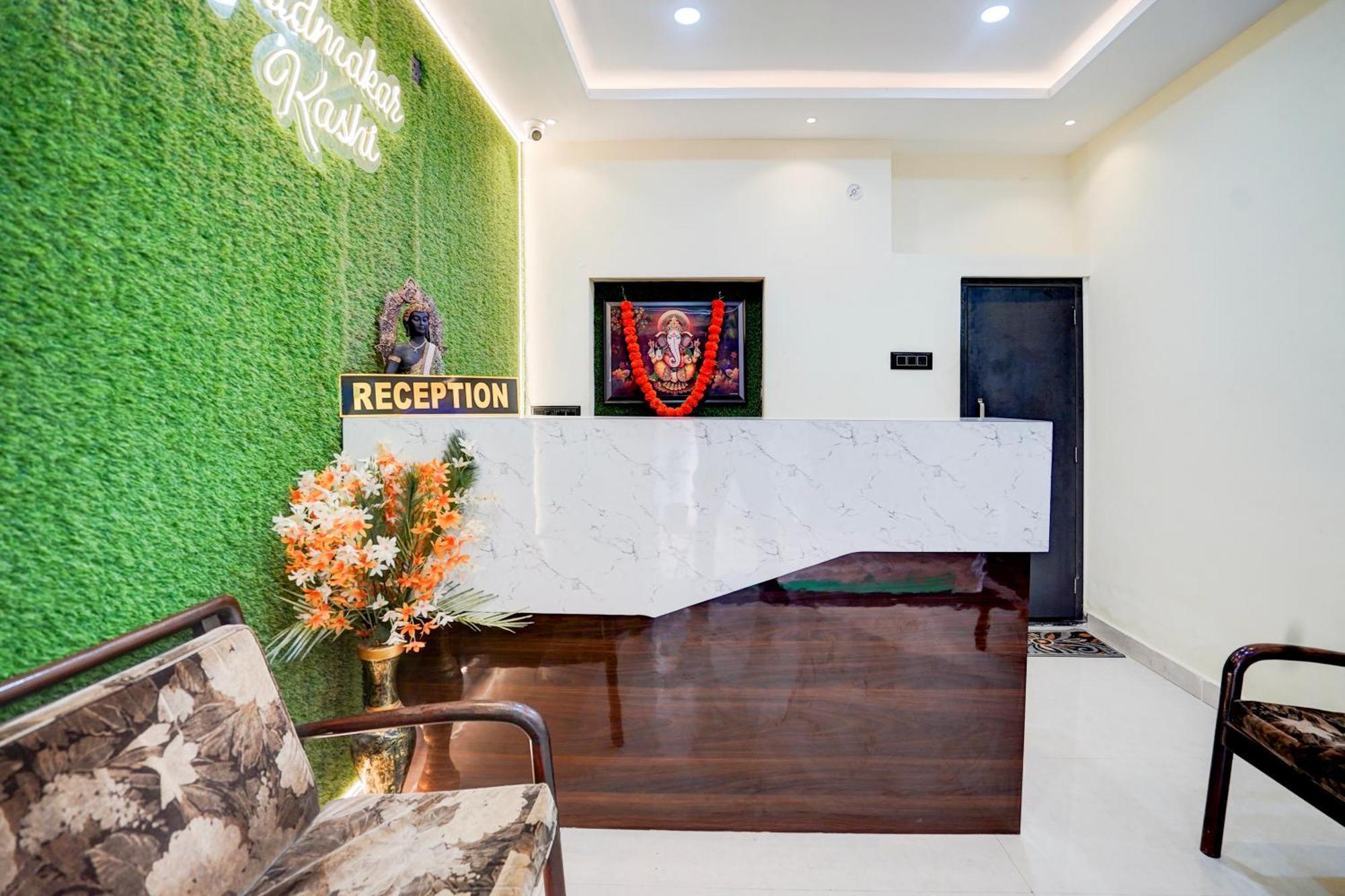 Hotel Vibe Blu- Varanasi Luaran gambar